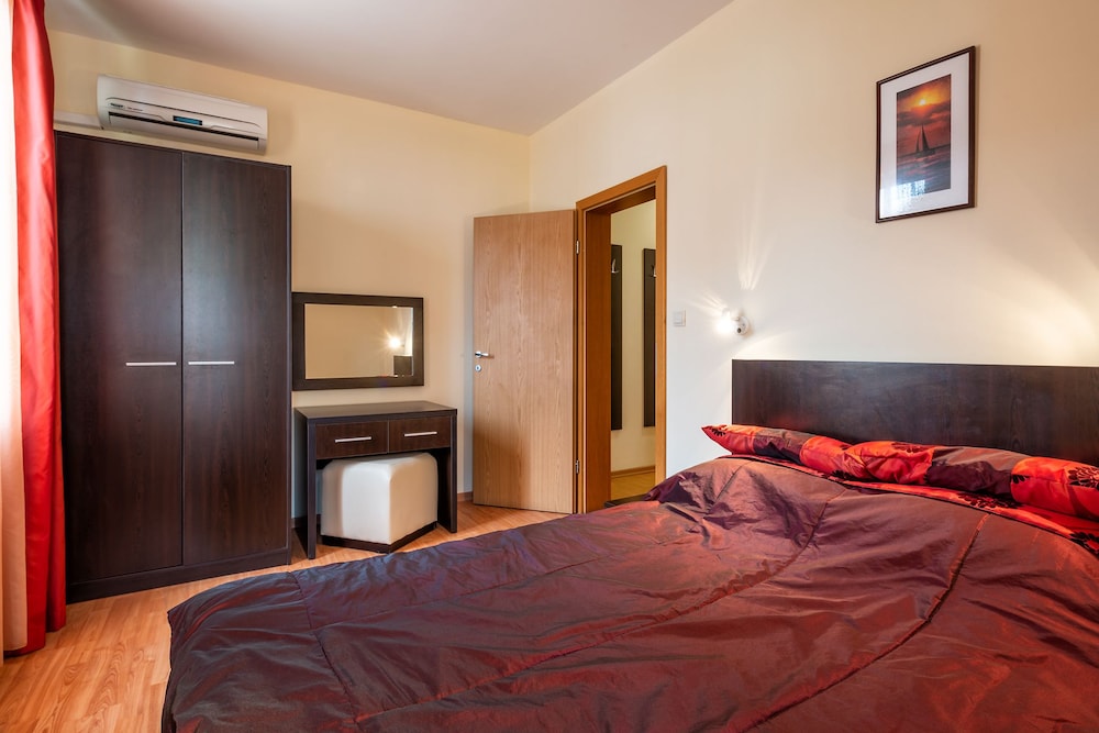 Garden of Eden Complex — Hotel rooms in Sveti Vlas, Burgas Region