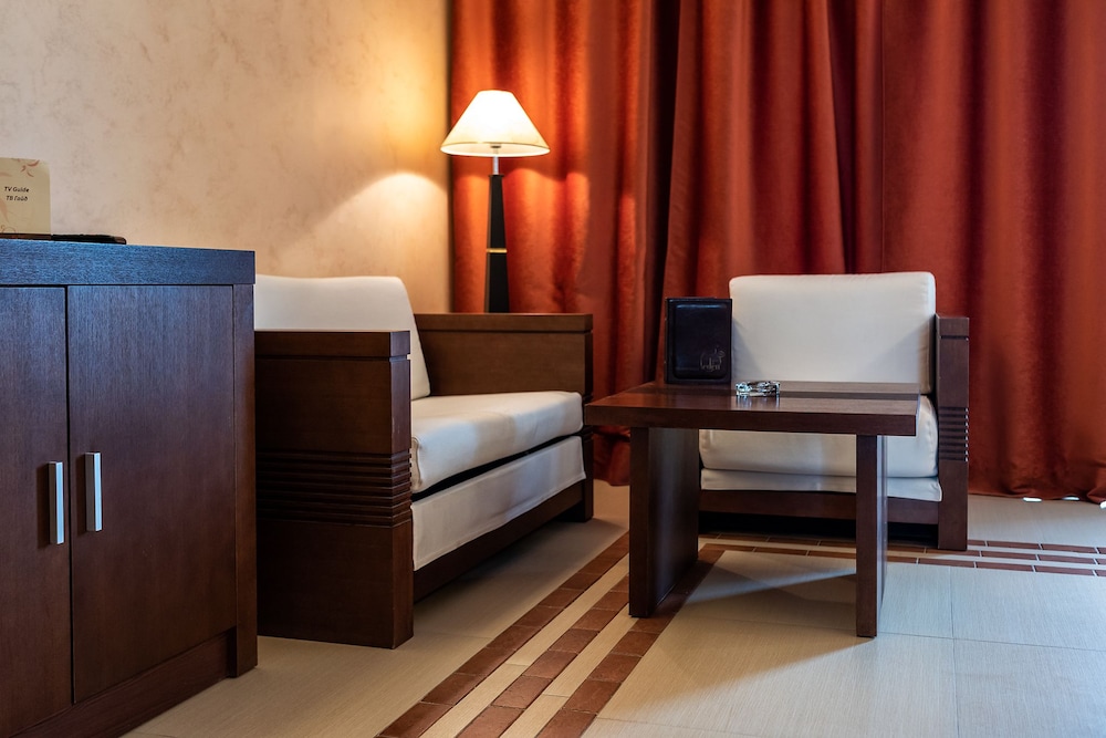 Garden of Eden Complex — Hotel rooms in Sveti Vlas, Burgas Region
