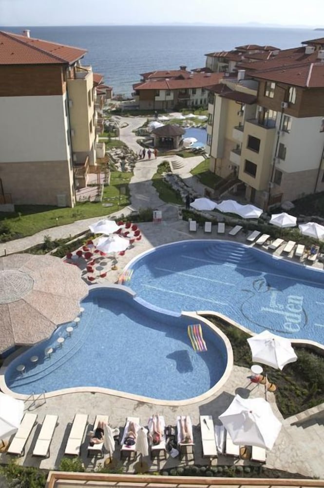Garden of Eden Complex — Swimming pool in Sveti Vlas, Burgas Region