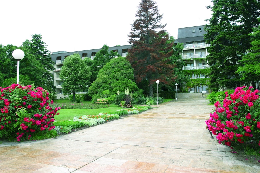 HVD Lotos — Hotel building in Golden Sands, Varna Region