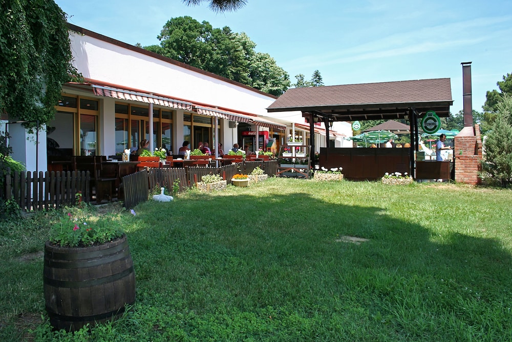 HVD Lotos — Restaurant & bars in Golden Sands, Varna Region