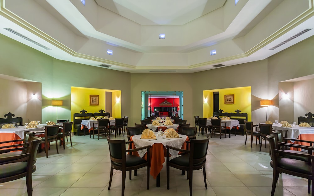 Cesar Thalasso — Restaurant & bars in Aghir, Medenine