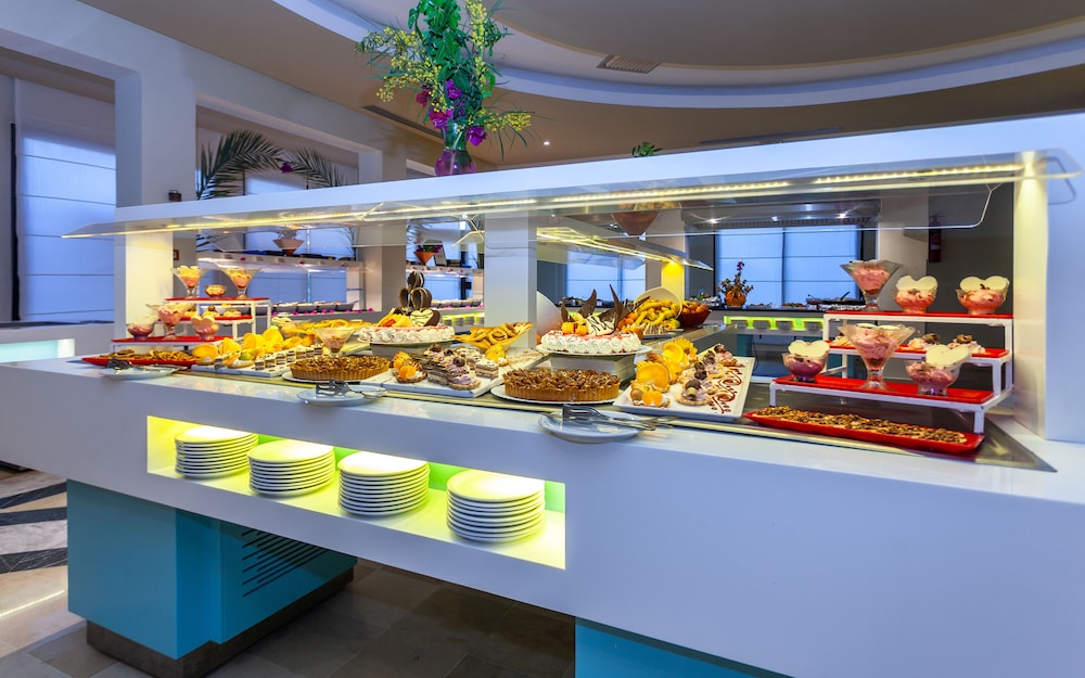 Cesar Thalasso — Restaurant & bars in Aghir, Medenine