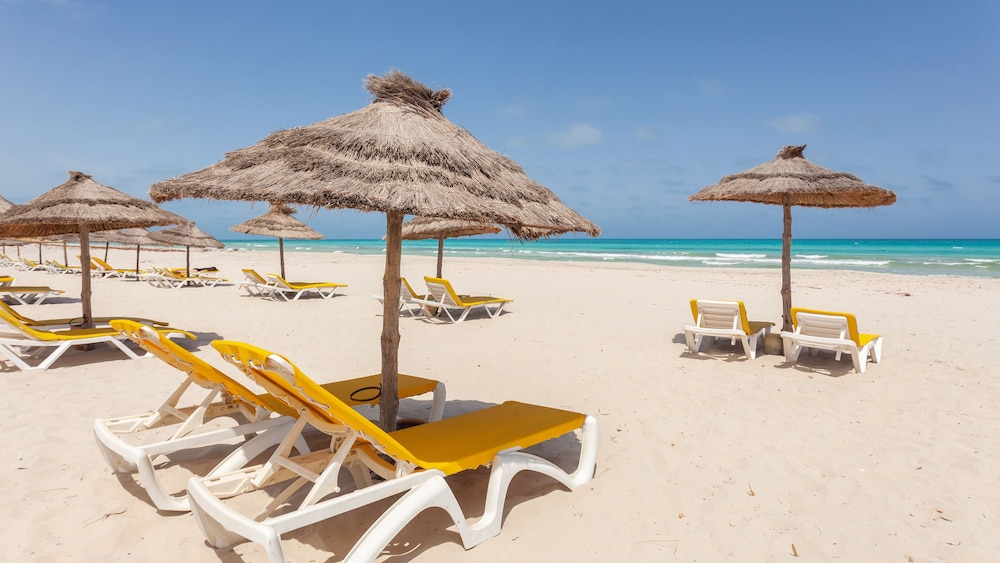 Cesar Thalasso — Beach in Aghir, Medenine