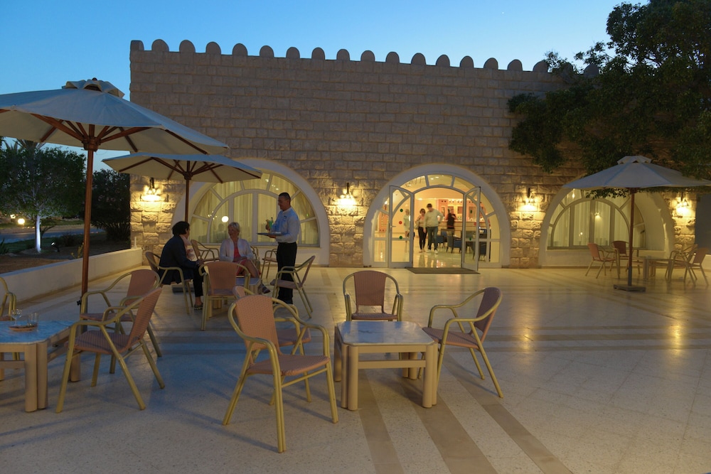 Monarque Dar Jerba Zahra — Restaurant & bars in Midoun, Medenine