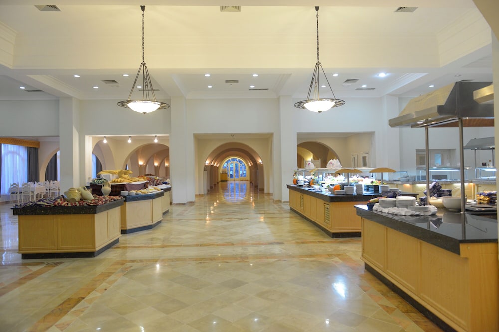 Monarque Dar Jerba Zahra — Restaurant & bars in Midoun, Medenine