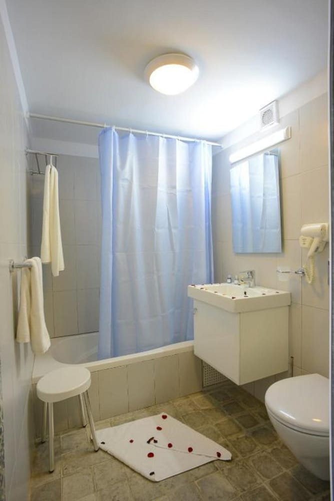 Monarque Dar Jerba Zahra — Hotel rooms in Midoun, Medenine