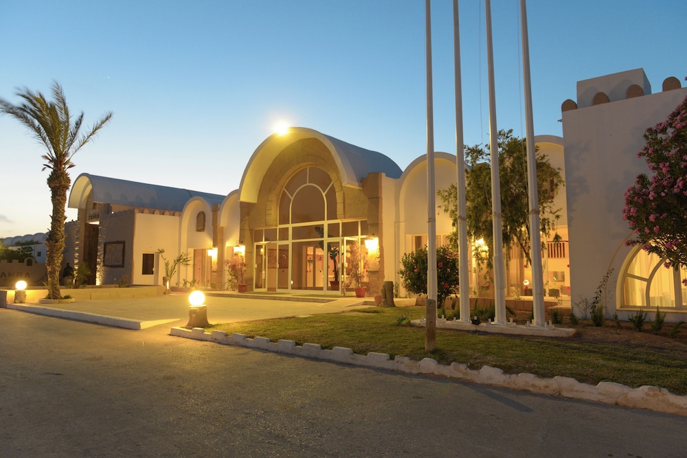 Monarque Dar Jerba Zahra — Hotel building in Midoun, Medenine