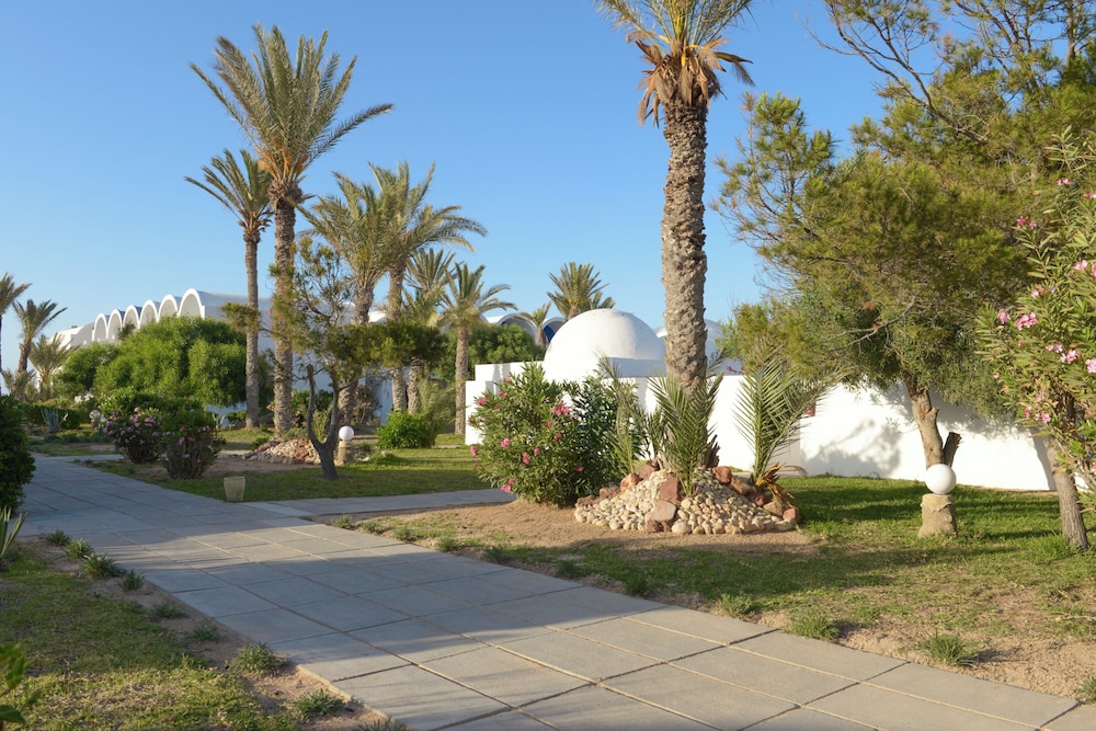 Monarque Dar Jerba Zahra — Hotel building in Midoun, Medenine