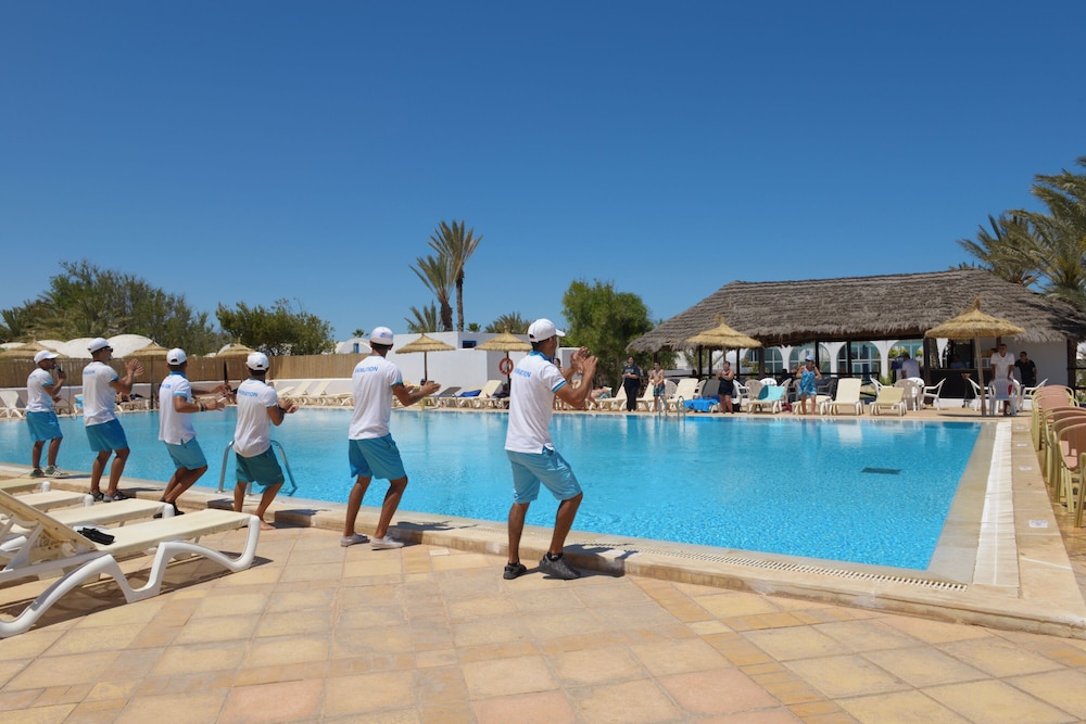 Monarque Dar Jerba Zahra — Swimming pool in Midoun, Medenine