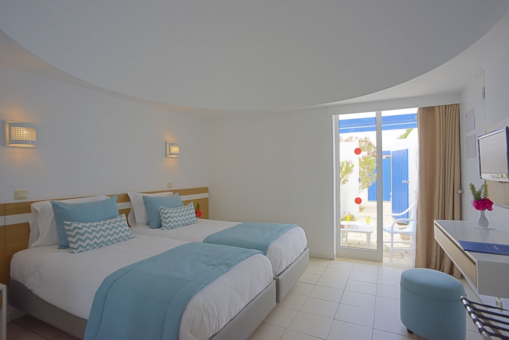 Monarque Dar Jerba Narjess - Family Only — Hotel rooms in Aghir, Medenine