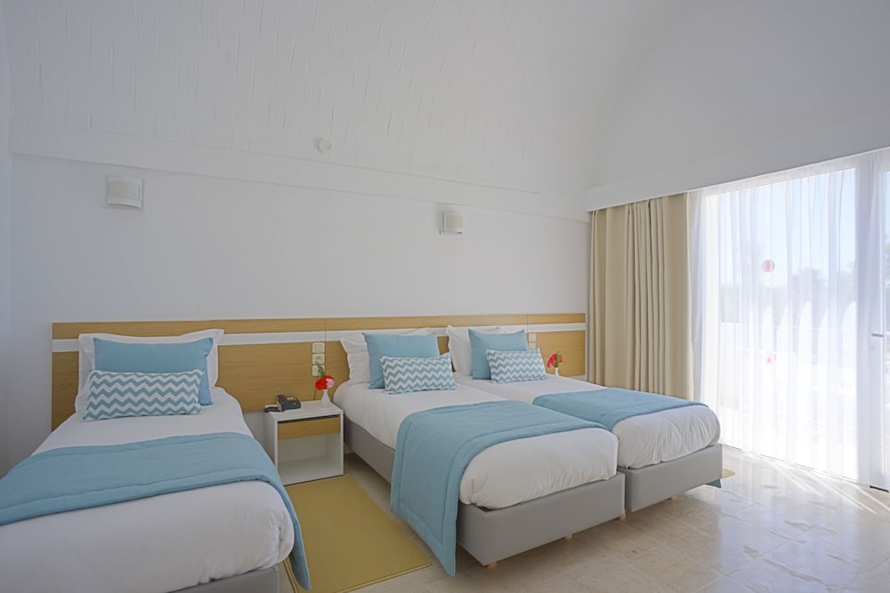 Monarque Dar Jerba Narjess - Family Only — Hotel rooms in Aghir, Medenine