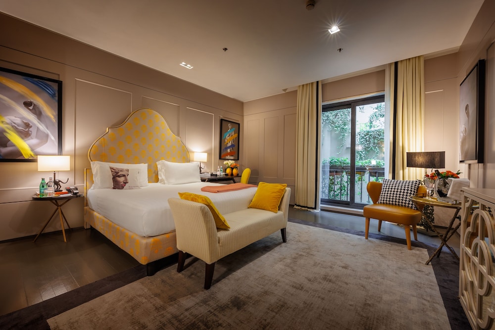 Singer Palace Hotel Roma — Hotel rooms in Rome, Lazio