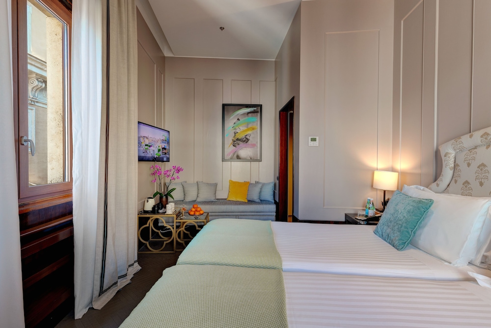 Singer Palace Hotel Roma — Hotel rooms in Rome, Lazio