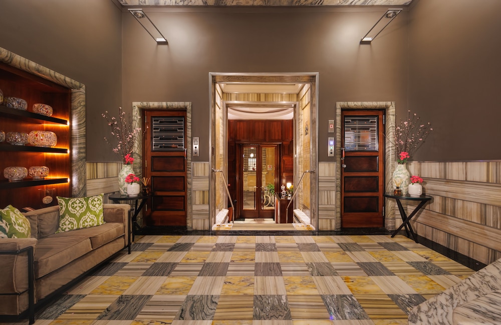 Singer Palace Hotel Roma — Hotel building in Rome, Lazio