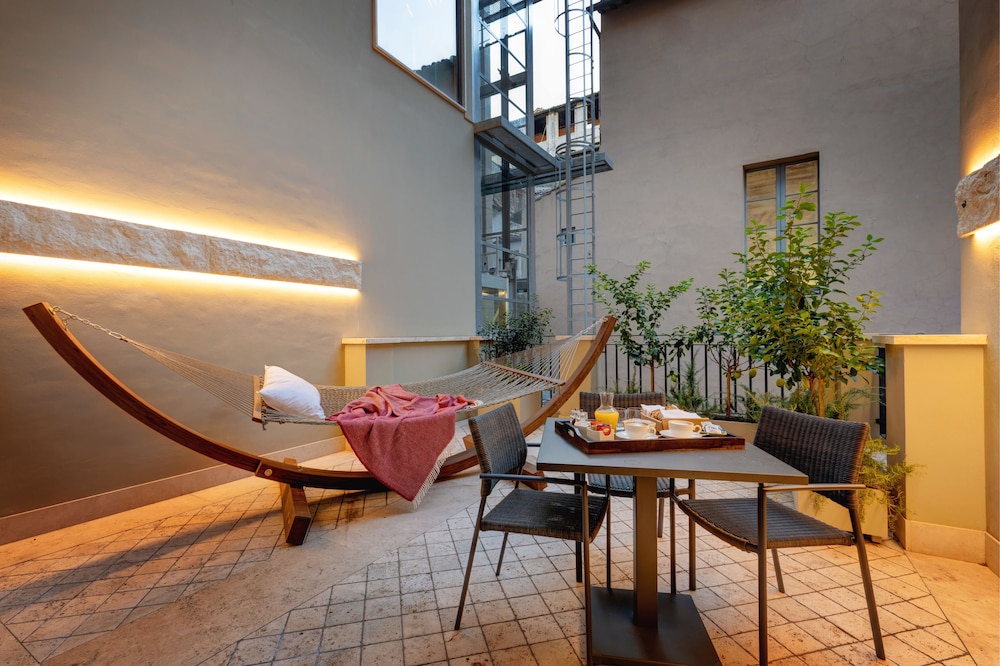 Singer Palace Hotel Roma — Hotel rooms in Rome, Lazio