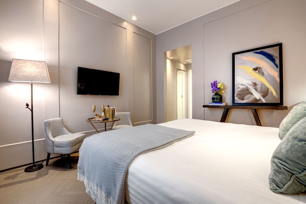 Singer Palace Hotel Roma — Hotel rooms in Rome, Lazio