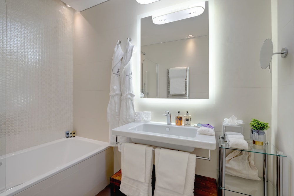 Singer Palace Hotel Roma — Hotel rooms in Rome, Lazio