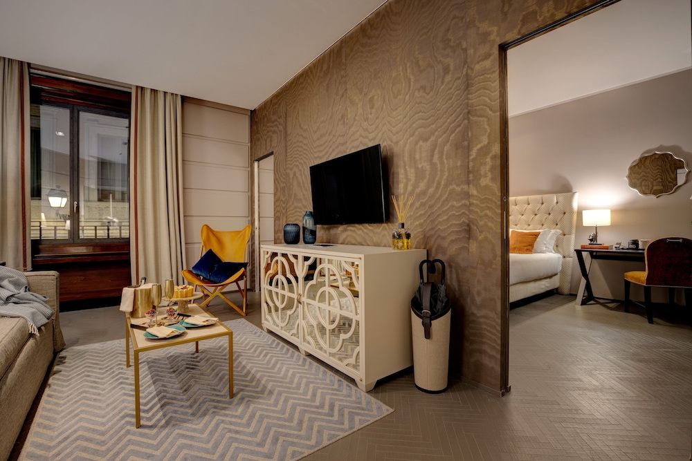 Singer Palace Hotel Roma — Hotel rooms in Rome, Lazio