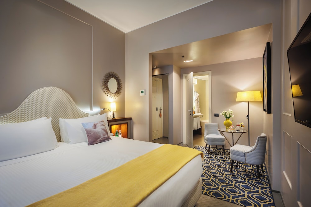 Singer Palace Hotel Roma — Hotel rooms in Rome, Lazio