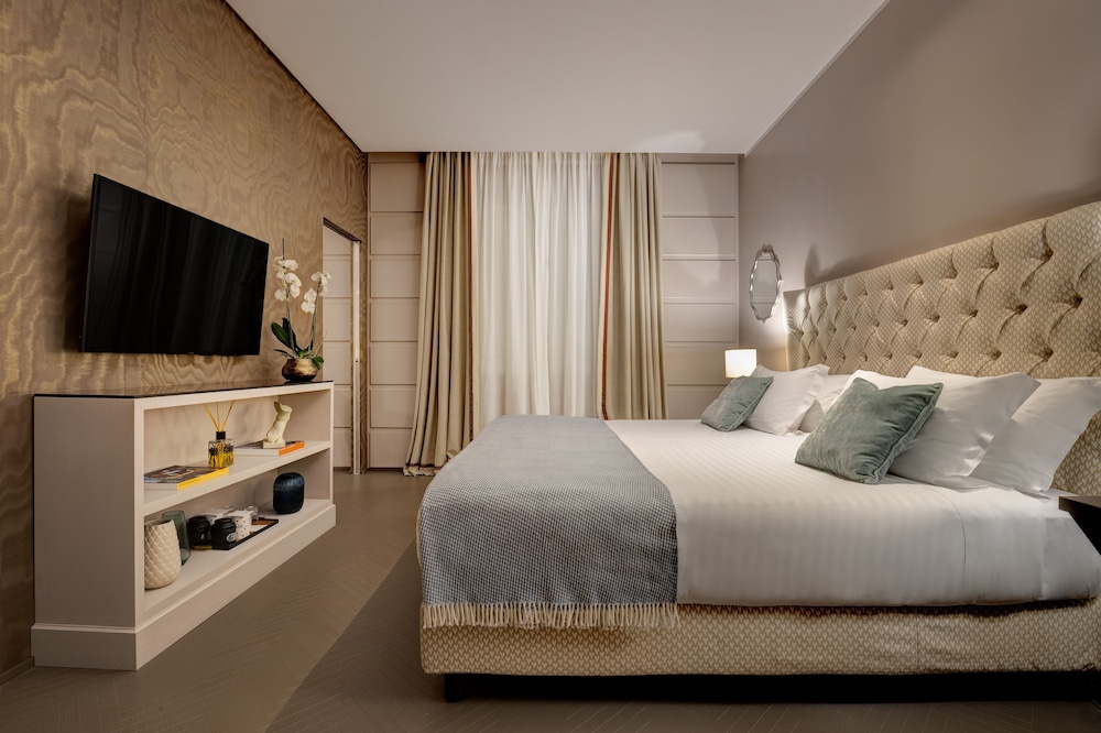 Singer Palace Hotel Roma — Hotel rooms in Rome, Lazio