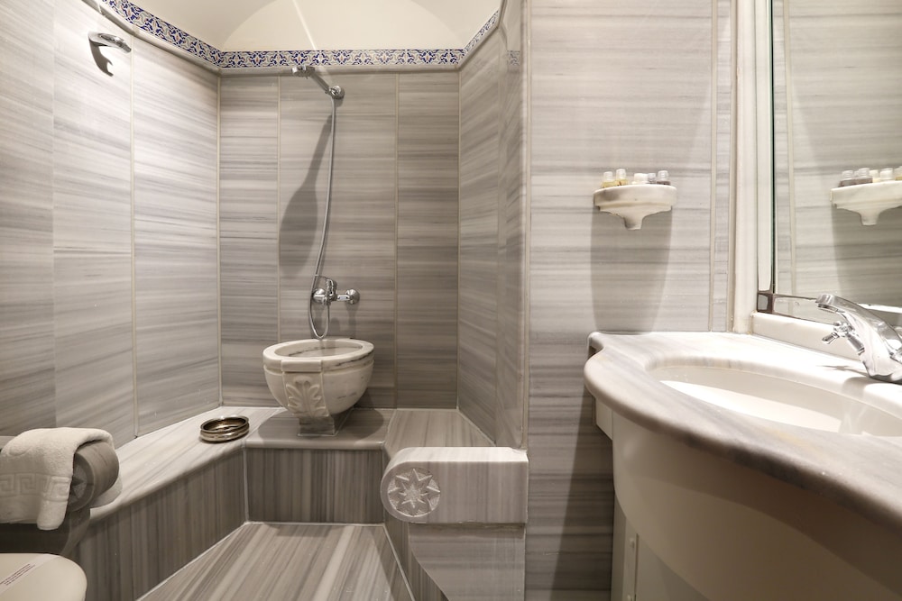 Sultanahmet Palace Hotel - Special Class — Spa in Istanbul, Istanbul