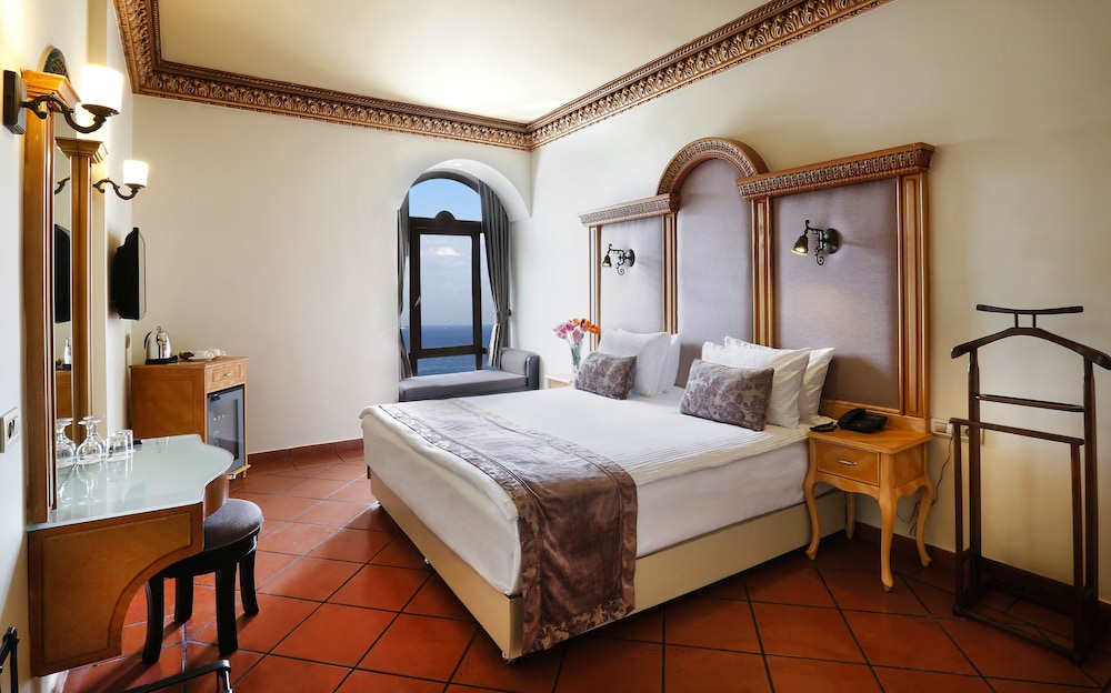 Sultanahmet Palace Hotel - Special Class — Hotel rooms in Istanbul, Istanbul