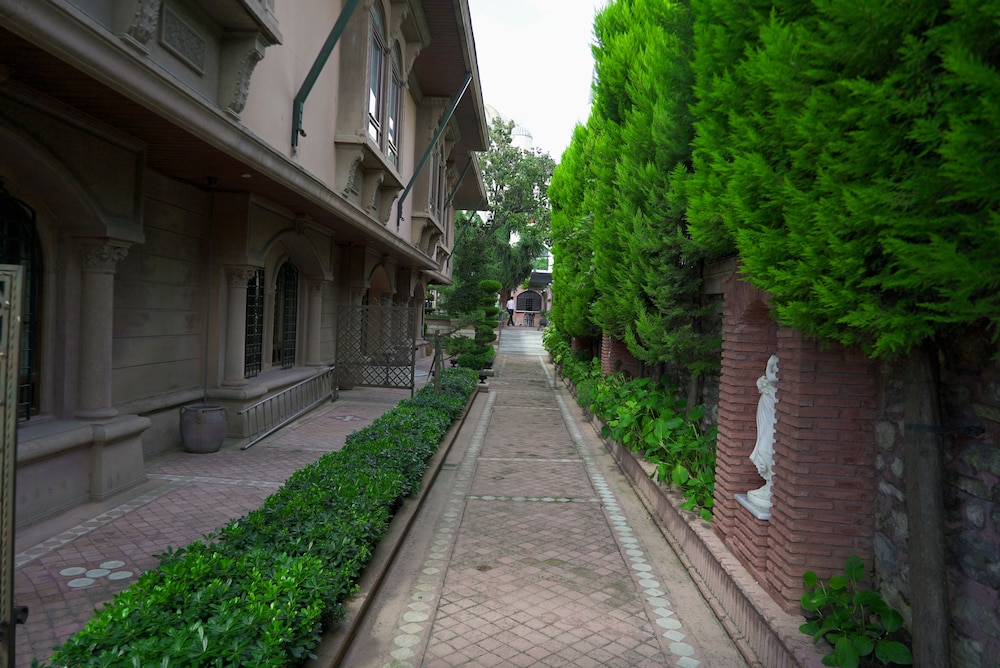 Sultanahmet Palace Hotel - Special Class — Hotel building in Istanbul, Istanbul