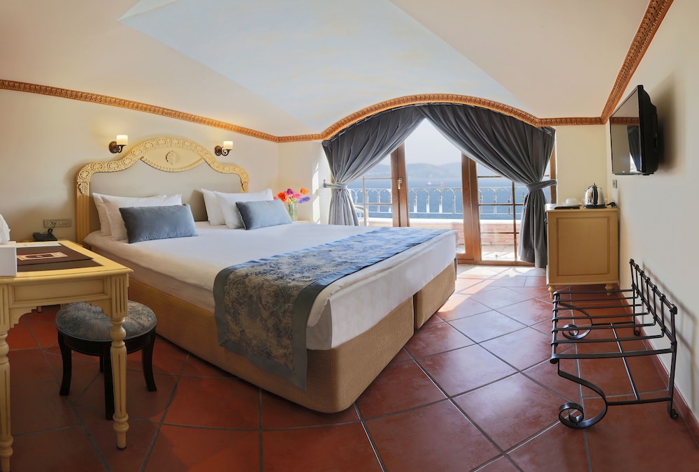Sultanahmet Palace Hotel - Special Class — Hotel rooms in Istanbul, Istanbul