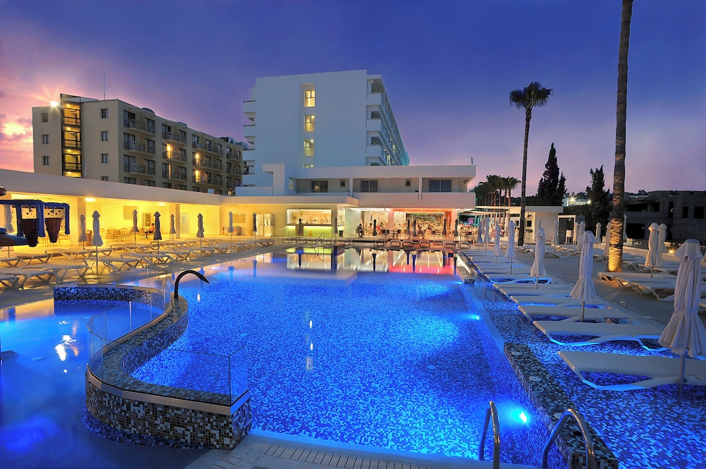Nelia Beach Hotel & Spa - zdjęcie 2