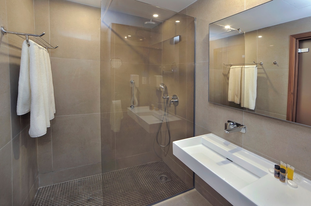 Nelia Beach Hotel & Spa — Hotel rooms in Ayia Napa, Famagusta Region