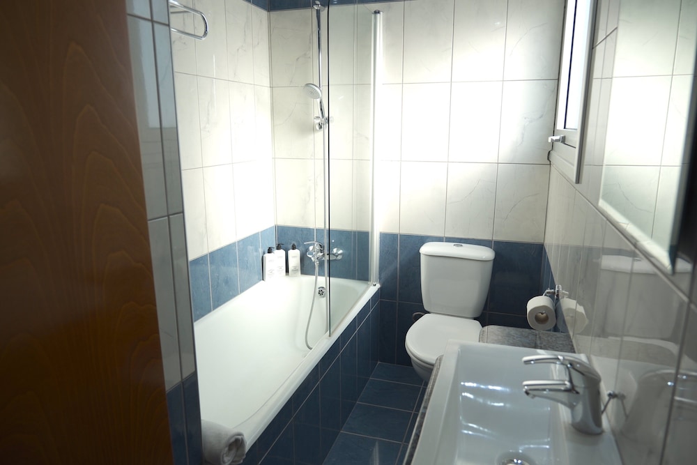Loutsiana Hotel Apts — Hotel rooms in Ayia Napa, Famagusta Region