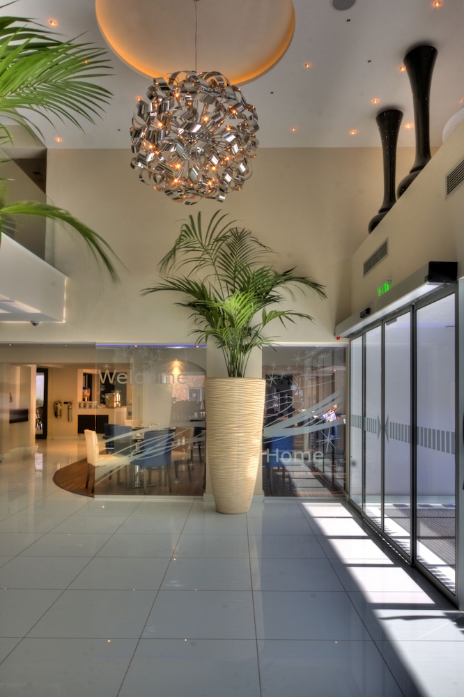 Livadhiotis City Hotel — Restaurant & bars in Larnaca, Larnaca Region