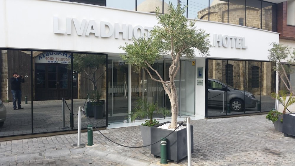 Livadhiotis City Hotel — Hotel building in Larnaca, Larnaca Region