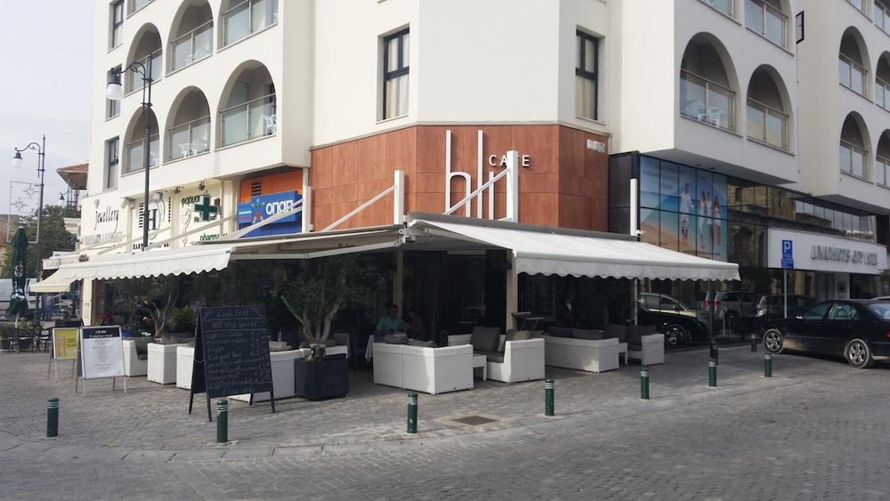 Livadhiotis City Hotel — Restaurant & bars in Larnaca, Larnaca Region
