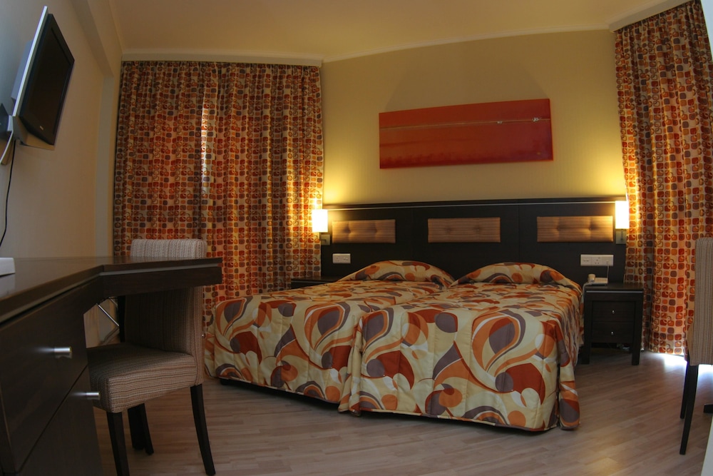 Livadhiotis City Hotel — Hotel rooms in Larnaca, Larnaca Region