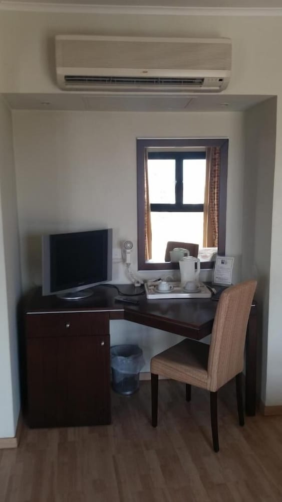 Livadhiotis City Hotel — Hotel rooms in Larnaca, Larnaca Region