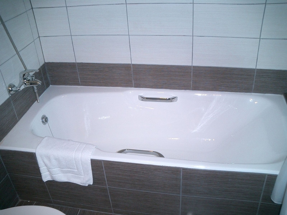 Livadhiotis City Hotel — Hotel rooms in Larnaca, Larnaca Region