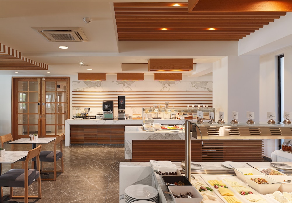 Pefkos Hotel — Restaurant & bars in Limassol, Limassol Region
