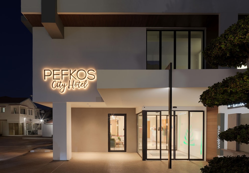 Pefkos Hotel — Hotel building in Limassol, Limassol Region