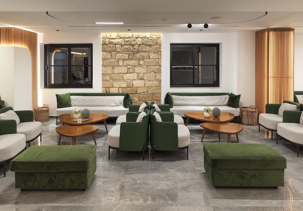 Pefkos Hotel — Hotel building in Limassol, Limassol Region