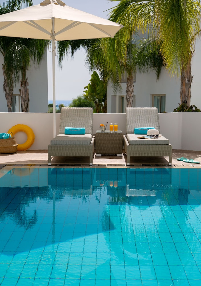 Althea Kalamies Luxury Villas By Louis Hotels — Swimming pool in Protaras, Famagusta Region