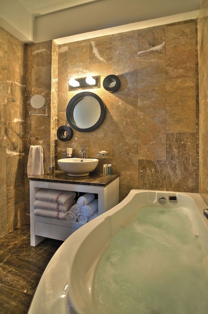 Althea Kalamies Luxury Villas By Louis Hotels — Hotel rooms in Protaras, Famagusta Region