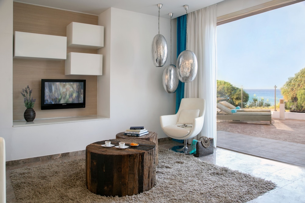 Althea Kalamies Luxury Villas By Louis Hotels — Hotel rooms in Protaras, Famagusta Region