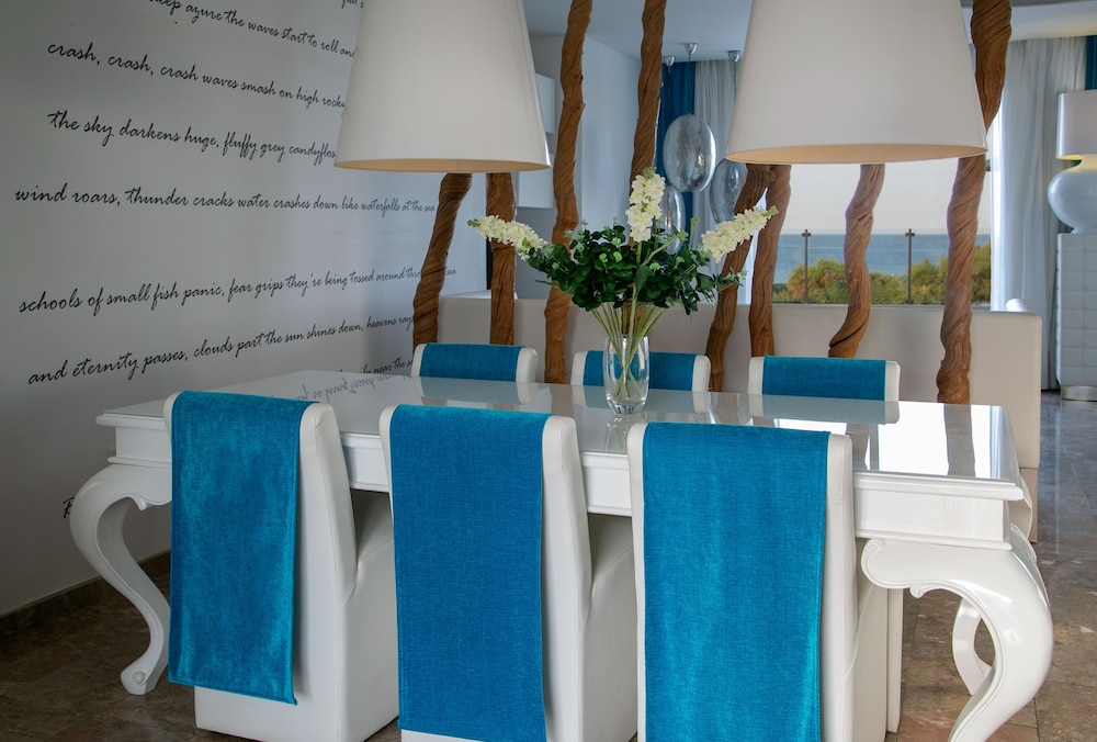 Althea Kalamies Luxury Villas By Louis Hotels — Restaurant & bars in Protaras, Famagusta Region