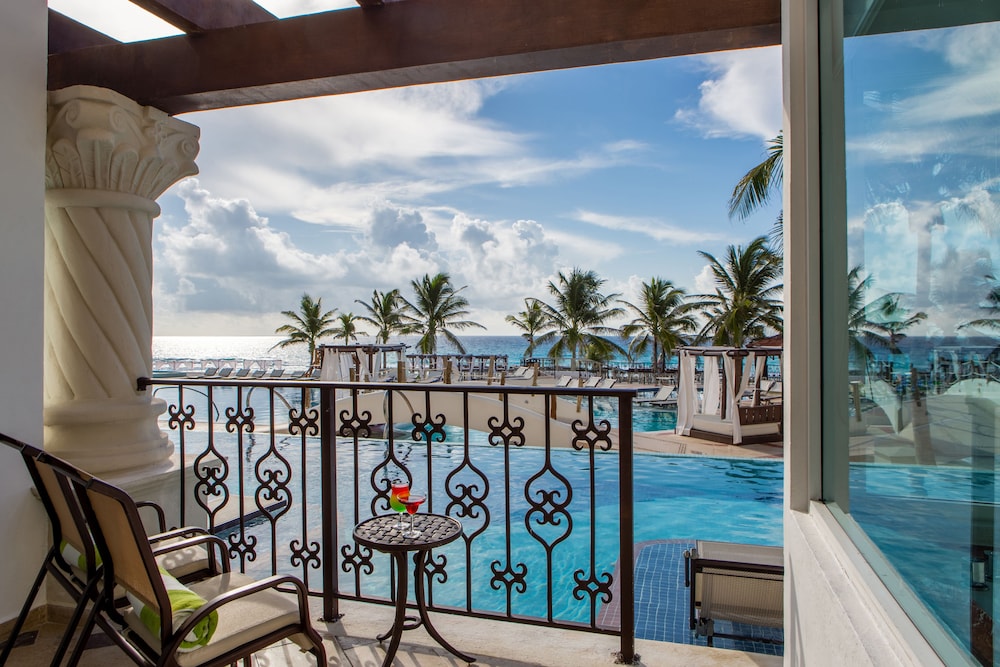 Hyatt Zilara Cancun   - Adults Only - All Inclusive — Swimming pool in Cancun, Quintana Roo