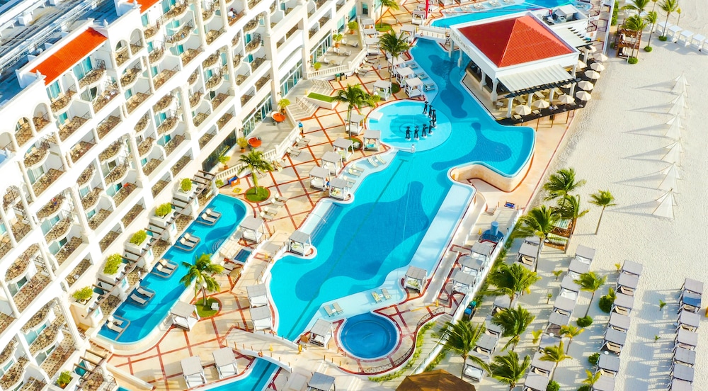 Hyatt Zilara Cancun   - Adults Only - All Inclusive — Swimming pool in Cancun, Quintana Roo