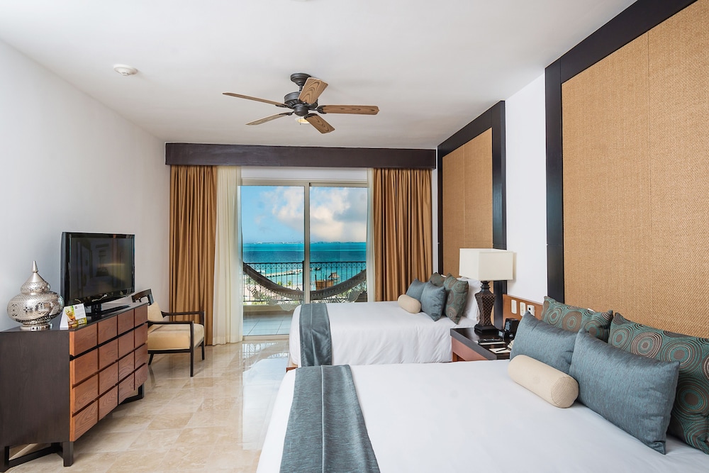 Villa del Palmar Cancun Luxury Beach Resort & Spa — Hotel rooms in Playa Mujeres, Quintana Roo
