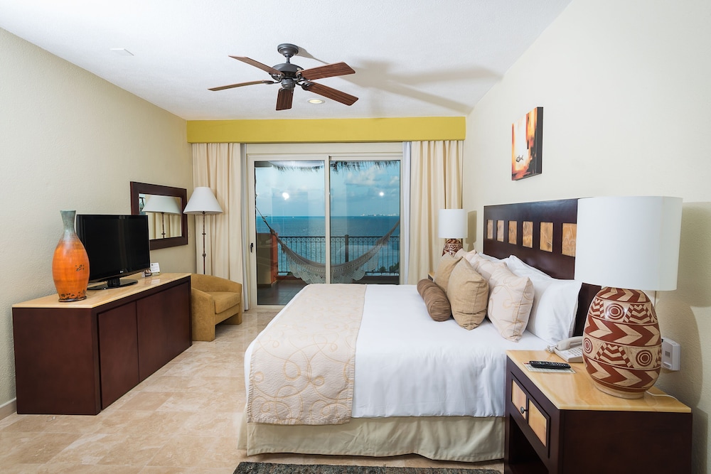 Villa del Palmar Cancun Luxury Beach Resort & Spa — Hotel rooms in Playa Mujeres, Quintana Roo