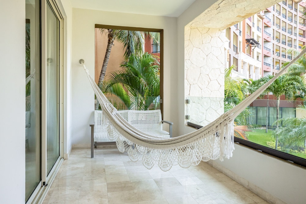 Villa del Palmar Cancun Luxury Beach Resort & Spa — Hotel rooms in Playa Mujeres, Quintana Roo